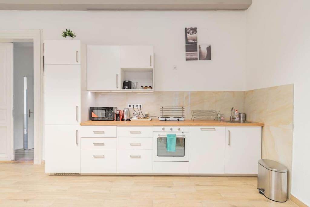 Queen Erzsebet Apartmán *